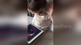 Two-year-old Man Utd fan gets excited watching Alexis Sanchez announcement