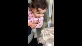 Little girl's adorable reaction to meeting newborn sister for the first time