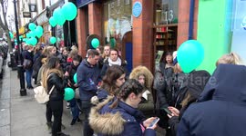 Hundreds of Londoners queue for free doughnuts