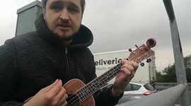 Newsflare Edit - I've broken down on the motorway