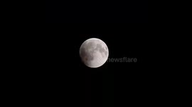 Simply Amazing! ???? #SuperBlueBloodMoon https://t.co/1YDNGsZgAU