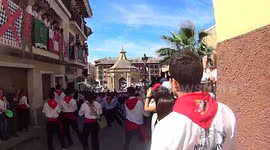 Horse racing in a street -Viajar24h