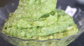 The BEST Guacamole Recipe - EASY Super Bowl Recipes by Warren Nash