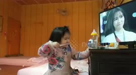 little girl first time brushes her teeth so high at 1y6m