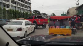 Monster truck driver’s u-turn fail causes traffic jam
