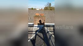 Newsflare Edit - Builder loses the plot