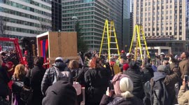 Love Statue Returns to Philadelphia’s LOVE Park