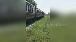 Newsflare Edit - Escaped pony on railway tracks outruns oncoming train (part 2)