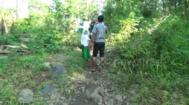 no bridge of a madrassa ibtidayah student or elementary school level in probolinggo district was forced to cross the river in search of school science