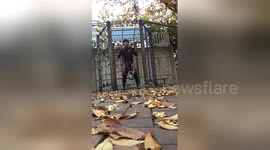 Newsflare Edit - 16kg Weighted pull up x 9