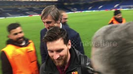Messi's kiss for burly reporter