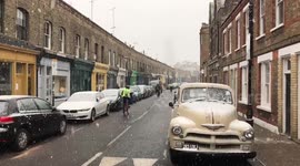 Snow in London, Columbia road