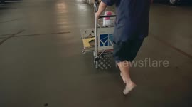 The Ultimate Airport Welcome Sign? Pt2