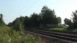 Guy Almost Gets Hit by Train - Extremely Close Call!