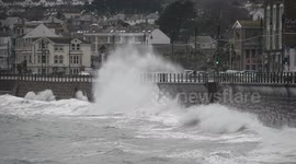 Huge waves batter Penzance as UK braces for Arctic blast