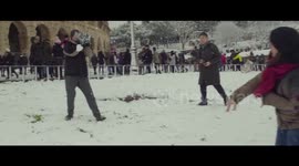 Snowball Fight at the Colosseum! - Battaglia di Neve al Colosseo