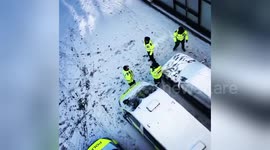 Newsflare Edit - Work hard. Play hard. #beastfromtheast #snow #police #snowing #london #snowlondon https://t.co/6a2OPmatKE