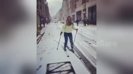 Newsflare Edit - Ski you later! Skiing through the steets of London
