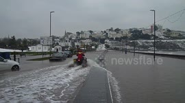 Storm Emma, Seawater Washes Away Cars on Torquay Seafront