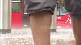 Heavy Rain in Liverpool street