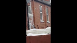 Frozen House