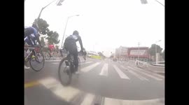 cycling crash 20180303 Hero's criterium Shanghai -1