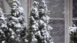 Second nor’easter brings heavy snow to Philadelphia