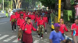 unique, there is only in Indonesia, gymnastics and road wearing prayer service
