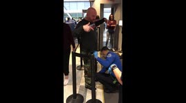 TSA agent who is also former student enjoys humiliating middle school teacher