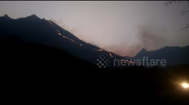 9 die after 36 trekkers get trapped in forest fire in India