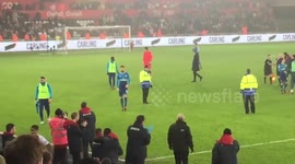 Olivier Giroud waves goodbye to Arsenal fans at Swansea