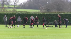 Mesut Ozil magic during Arsenal training session