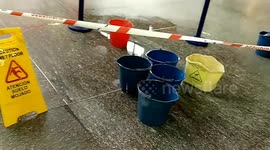 Buckets in Madrid: low tech at its best