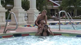 BAHAMAS mic in water