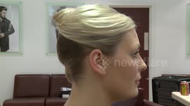 TWS - Hair designer about his client