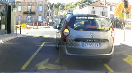 Bad driving France 074