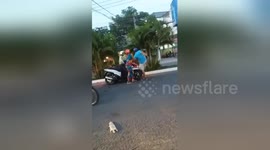 Newsflare Edit - Young man attacked an elderly couple because of traffic collision