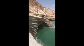 Epic jumping cliff *FAIL*
