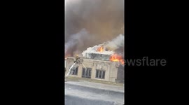 Massive flames engulf Glasgow city centre building