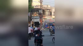 Newsflare Edit - Electric Fire break on crowded streets in Vietnam