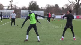 Jesse Lingard scores touchdown in England training