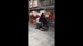 Kid Steal Washing car from ikea