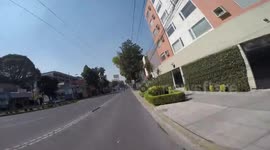 Cycling through Mexico City Traffic