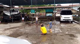 play with the water
