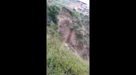 Landslide wipes out motorway in central Peru
