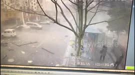 CCTV captures restaurant explosion in China