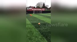 Newsflare Edit - Newsflare Edit - Mum takes free kick