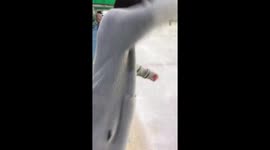 Amusing Ice skating fail