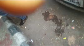 Women born baby on the road