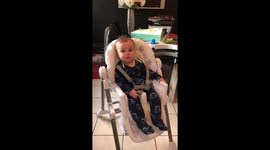 Baby’s reaction to his favourite song by Bruno Mars